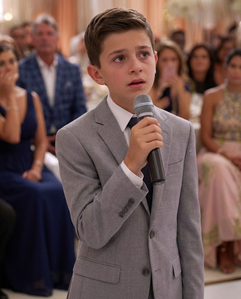 Adoptowałam milczącego małego chłopca po stracie moich dzieci – w dniu mojego ślubu przemówił po raz pierwszy, ujawniając szokującą prawdę